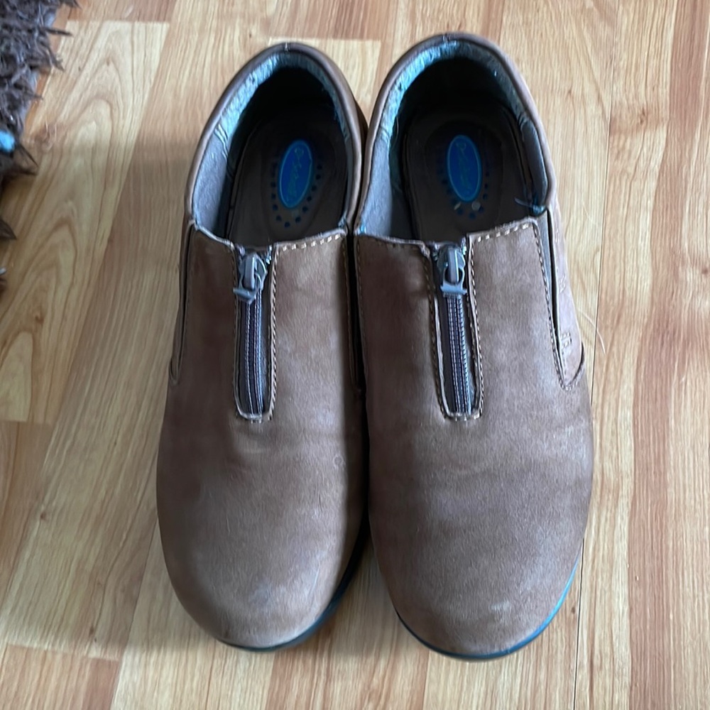 DrScholl’s Brown shoes